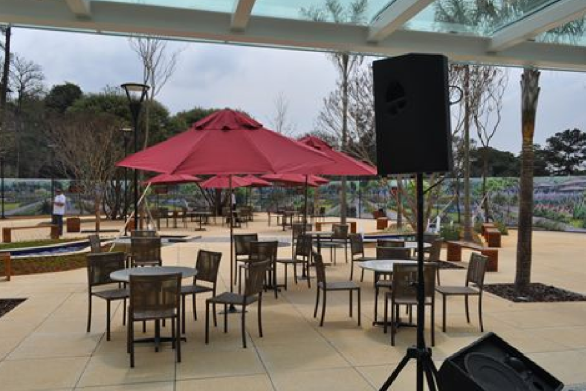 Open-Mall-the-Square-DH